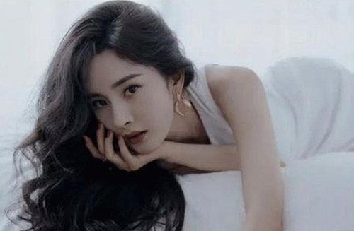 荒野乱斗科莱特大雷绿色版引发玩家热议，网络讨论不断升级