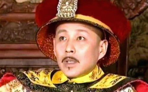 嫩草17.c 91官方版：最新版本带来的多样体验与变化
