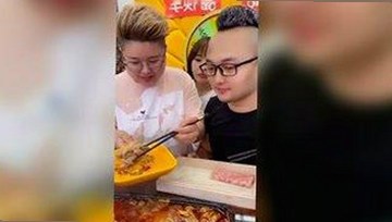 探索小🐔🐔伸进🈲18网站免费版：最新资源与安全指南