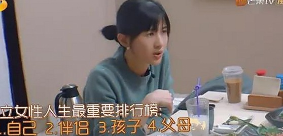 关于免费黄色官方版免费版的讨论：最新资源与平台推荐