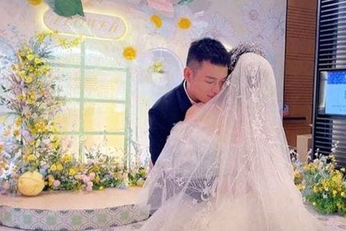 盐城市最新免费黄色官方免费版：从崛起到稳固的行业地位